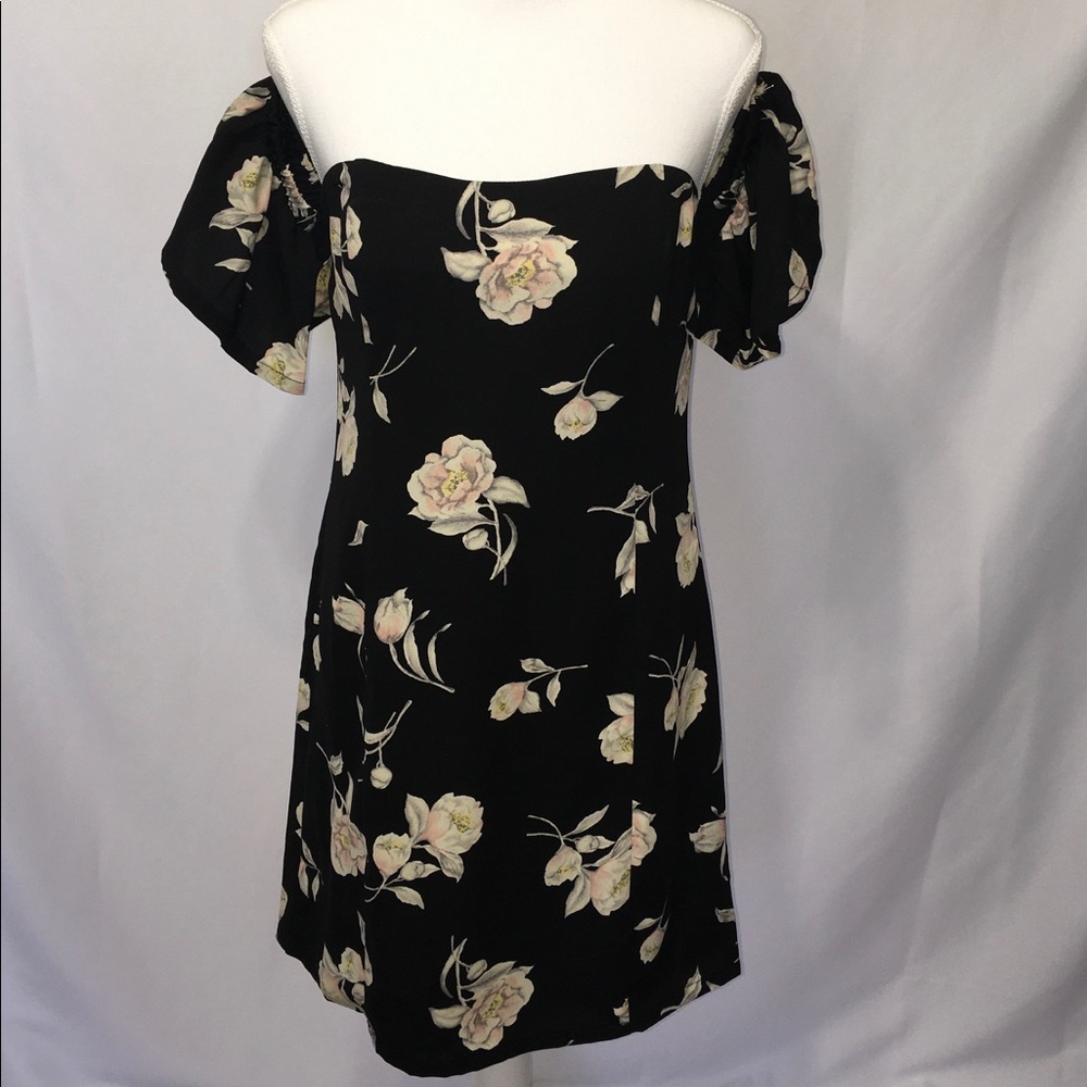 J by J.O.A. Floral Mini Dress black size Large